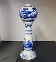 Vtg Ironstone Blue and White Oil Lamp