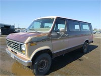 1989 Ford E350 Club Wagon Passenger Van
