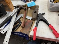 tool heads, hammers, level, etc