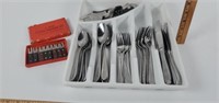 Flatware with organizing tray.