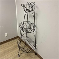 Vintage 3-Tiered Wire Garden Shelf Basket Stand