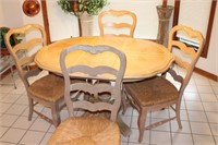 French Provincial Dinette Set: Table & 4 Chairs