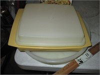 Tupperware Divided Carrier & Bowl
