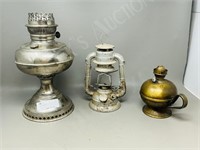 3 metal oil lamps (B9)