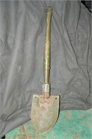 Korean War trench shovel US dated 1952