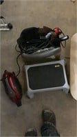 Step stool, small vacuum with accessories (