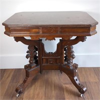 Vtg Victorian Mable Top Walnut Parlor Table