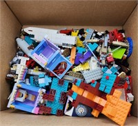 Box of Miscellaneous Lego's