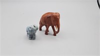 (B2) pair of elephant figures