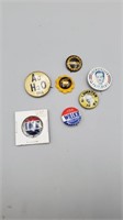 (B5) lot of 7 small vintage political pins
