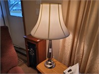 Pair of three-way lamps 30 in tall