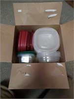 Box lot of storage containers