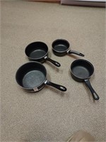 4 cookware potts