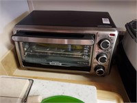 Black and decker toaster oven