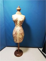 Decorator dress form stand 21 inches tall