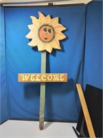 Wooden sunflower welcome sign 40 in tall