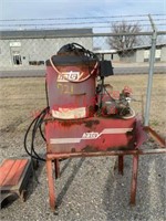 HOTSY PRESSUR WASHER FOR PARTS- RUNS OFF LP