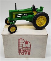 1/16 Standi Toys John Deere 520 Wide Front Tractor
