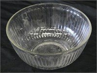 Clear Pyrex 10 Cup Mixing Bowl