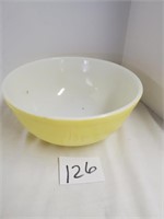 Large Yellow Pyrex Primary Mixing Bowl