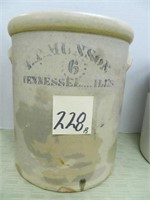 E.P. Munson Tennesee, ILL. 6 Gal Salt Glaze Crock