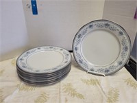 Group of plates 10.5"d
