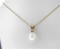 14K Yellow Gold Mounted Pearl Pendant, Chain