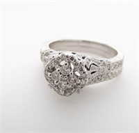 Like New 14K Venetti Engagement Ring
