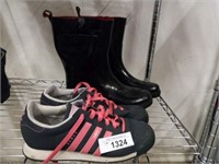 SIZE 9 BOOTS, 7 ADIDAS