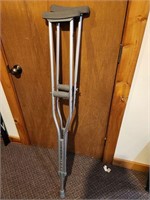 pair of crutches