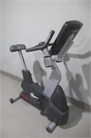 Life Fitness CLSC Upright Bike