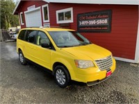 2009 CHRYSLER TOWN AND COUNTRY