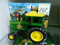 2001 Toy Farmer John Deere 4520 Tractor w/