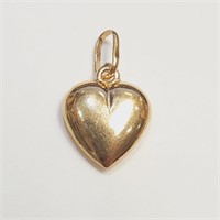 $700 18K  Heart Shape Pendant