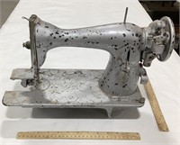 Sewing machine-no visible brand