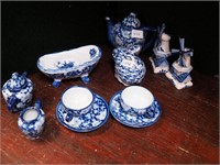 10 blue and white china items, mostly