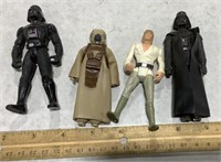 4 Star Wars figurines