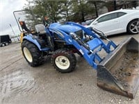 New Holland 3045 diesel tractor w loader 4x4