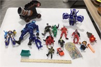 8 action figures & 3 Transformers