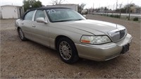 2008 Lincoln Town Car Automatic