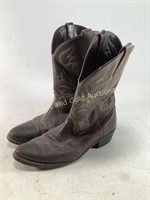 Pair of Men's Size 12D Cowboy Boots