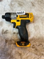 Dewalt DCF610 cordless screw gun- works