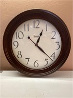 RIDGEWAY 25 INCH BATTERY OPERATED WALL CLOCK