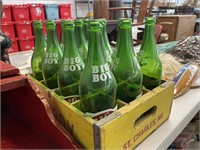 Big Boy 28oz Bottles & Wooden Holder