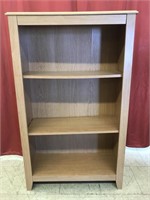 Wood Cupboard with adjustable Shelves