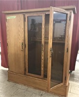 Oak Gun Cabinet with Glass Doors - Lockable. Rack