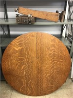 Vintage Circular Oak Table - Pedestal with 4 Legs.