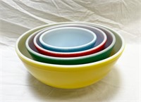 Primary Colors Pyrex Mixing Bowls set