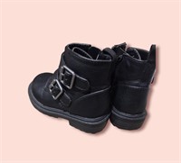 Size 6 toddler boots