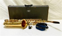 Jupiter Alto Saxophone JAS-767 w/ case